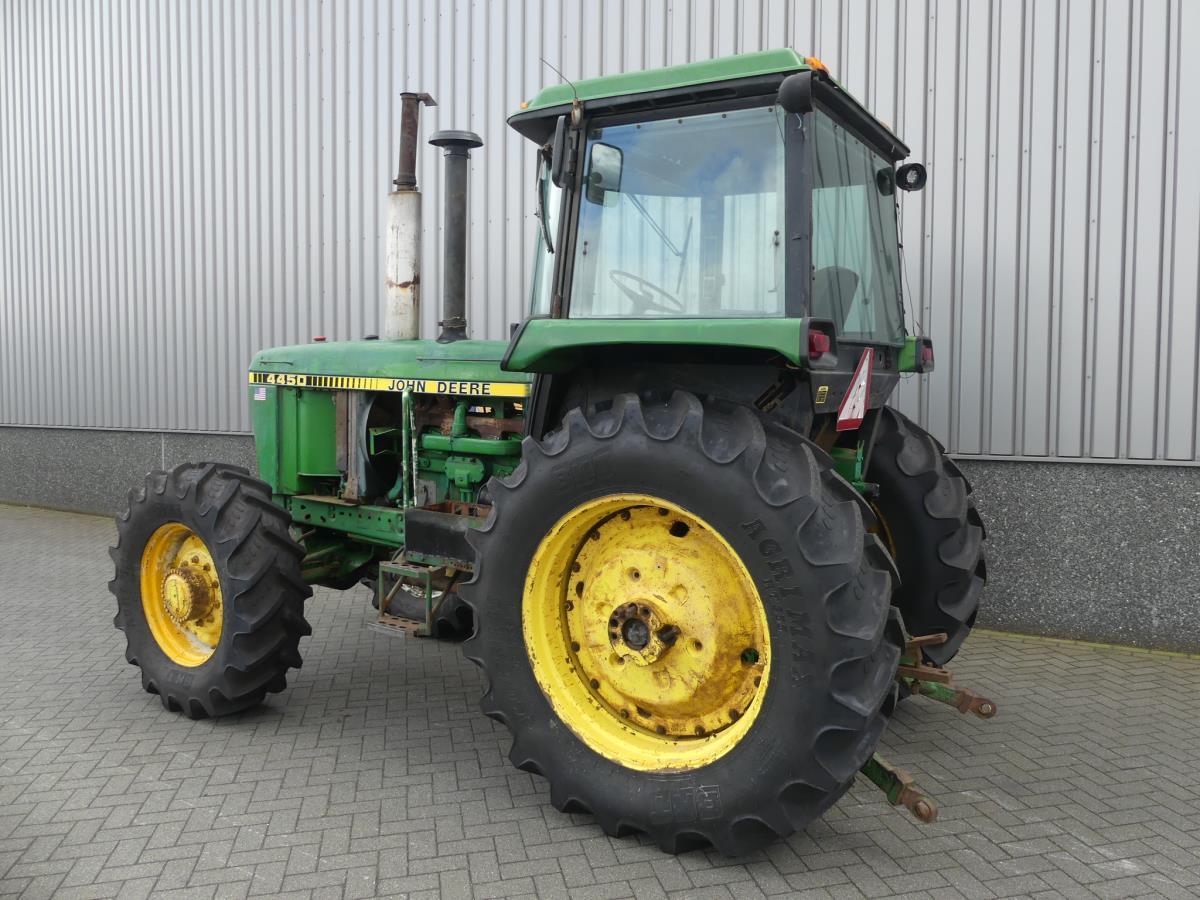 John-Deere 4450