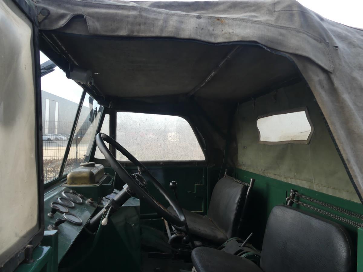 Mercedes-Benz Unimog