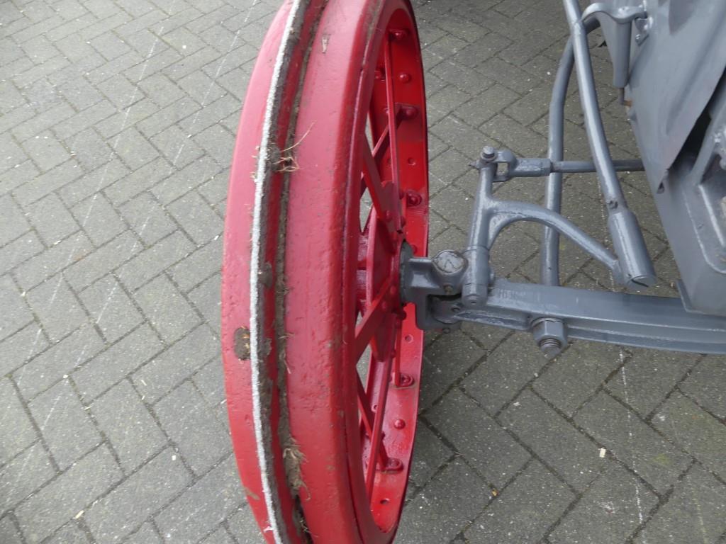 MC Cormick Deering 10/20 