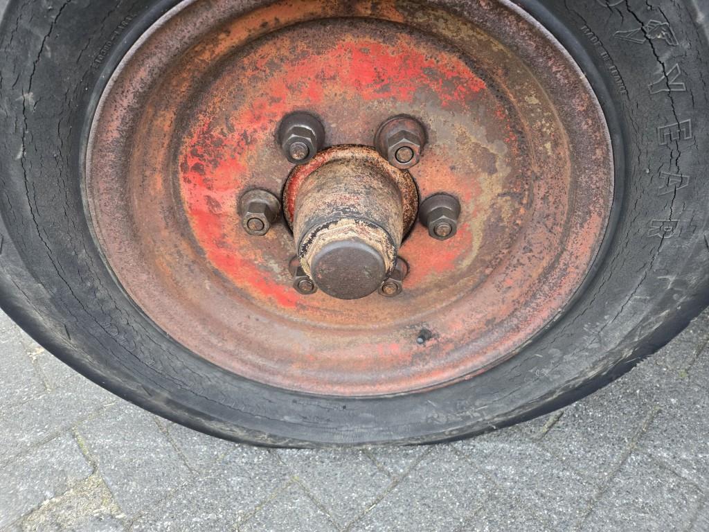 Munktells GBMV-1 Woodgas tractor running on woodgas