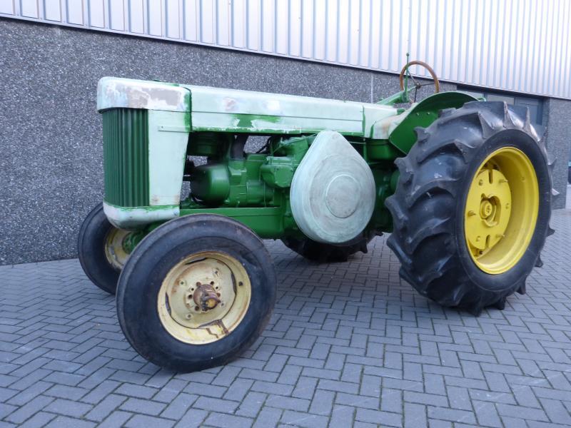 John-Deere 80