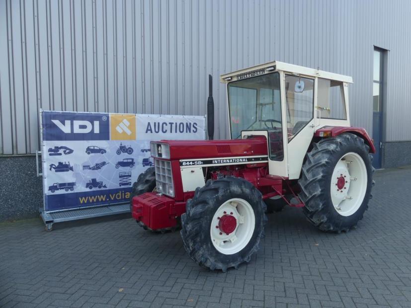 International 844S