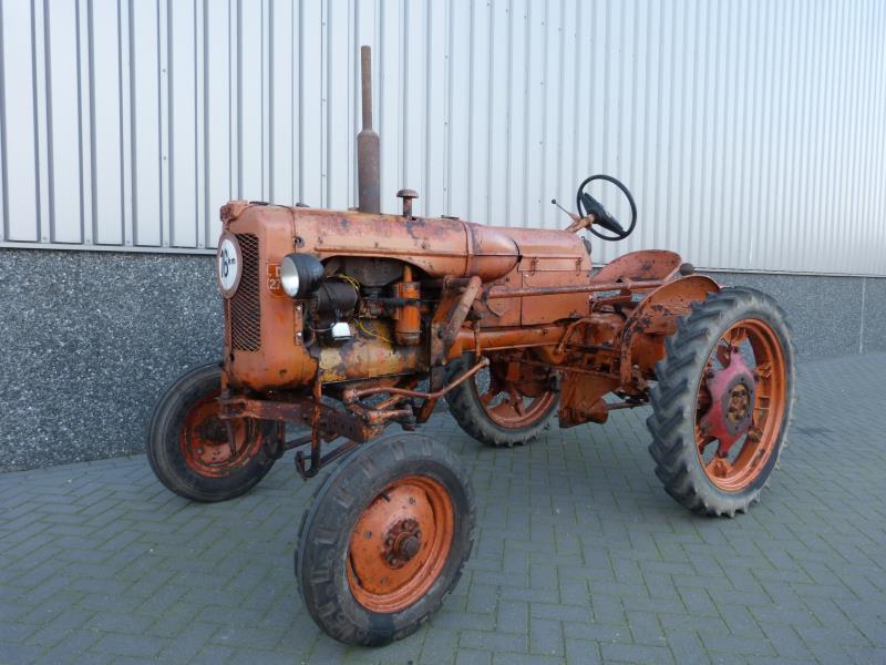 Allis-Chalmers D270