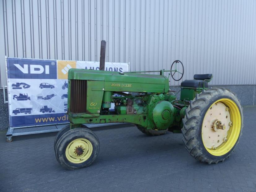 John-Deere 60