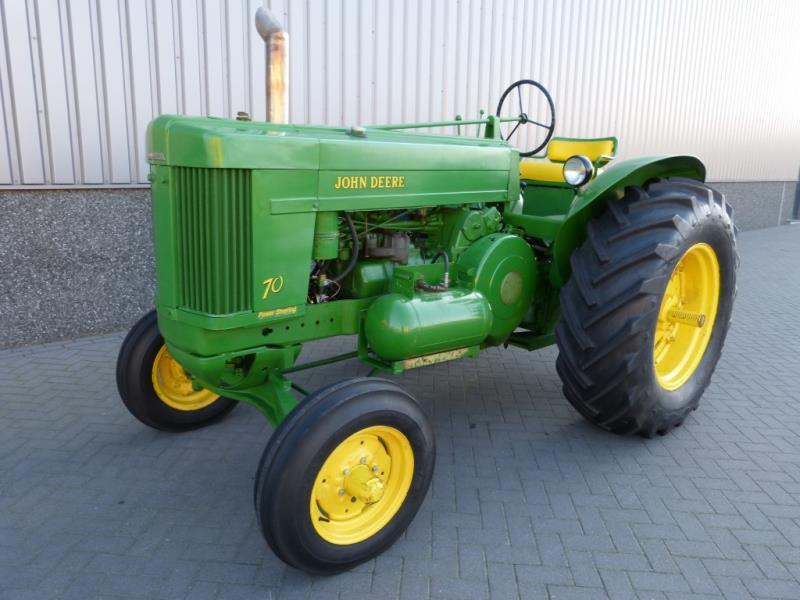 John Deere 70