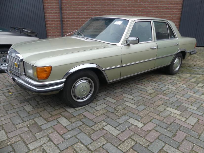 Mercedes-Benz 350SE