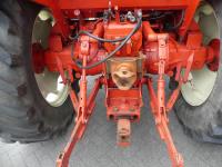 International 1055 4WD