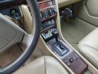 Mercedes-Benz 300 TDT