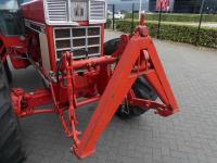 International 1055 4WD