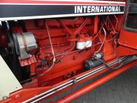 International 1055 4WD