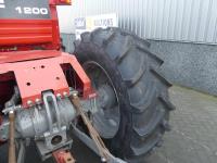 Massey-Ferguson 1200