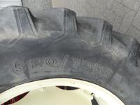 International 1055 4WD