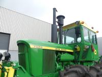 John-Deere 7520