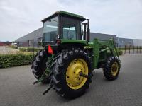 John-Deere 4450 with loader