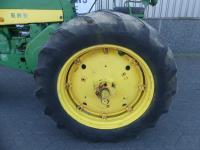 John-Deere 730