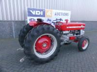 Massey-Ferguson 135