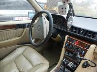 Mercedes-Benz 300 TDT