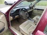 Mercedes-Benz 300 TDT