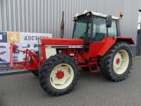 International 1055 4WD