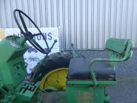 John-Deere 730