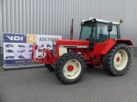 International 1055 4WD