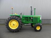 John-Deere 4620
