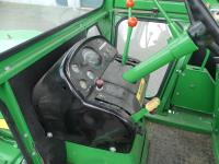 John-Deere 7520
