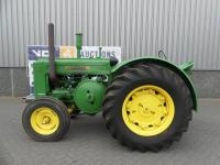 John-Deere D