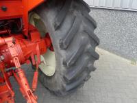 International 1055 4WD