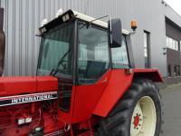 International 1055 4WD