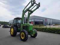 John-Deere 4450 with loader