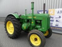 John-Deere D