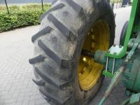 John-Deere 6030