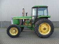 John-Deere 4450