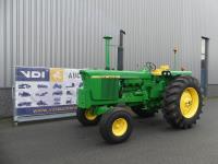 John-Deere 4620