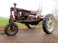 Farmall Regular