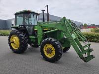 John-Deere 4450 with loader