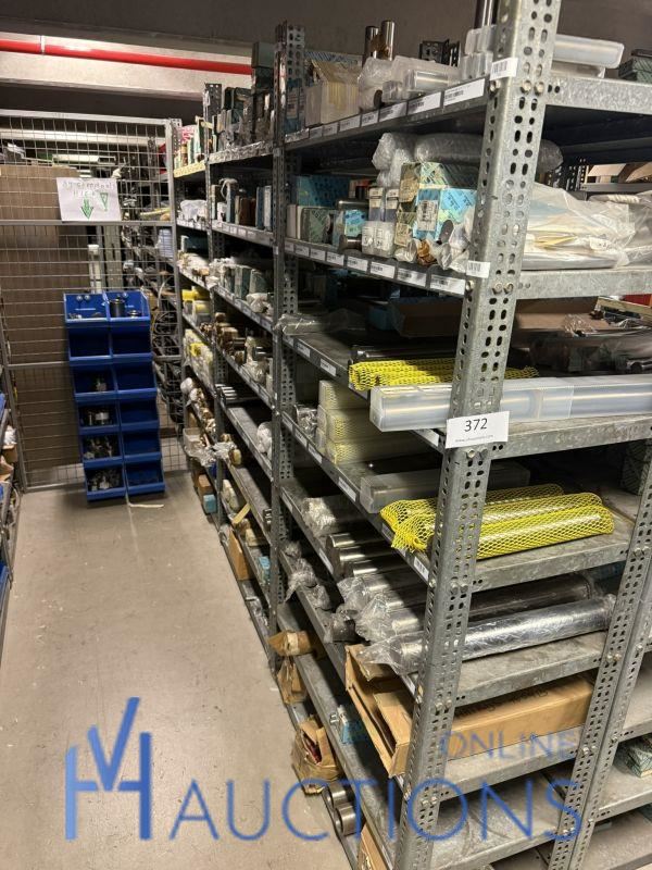 Large lot of machine parts and technical stock – kavel bij VH Auctions, Belgium