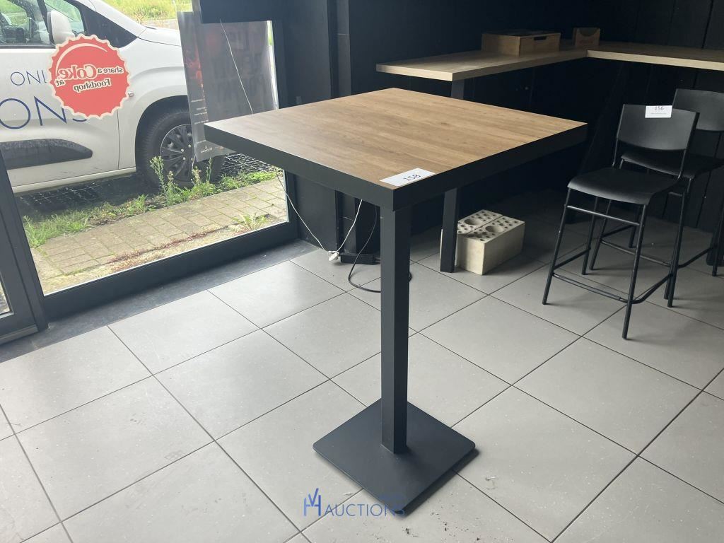 Hoge tafel – kavel bij VH Auctions, Belgium