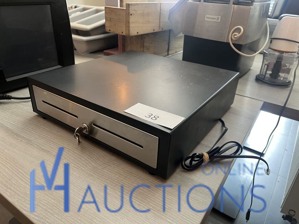 Kassalade met sleutel – kavel bij VH Auctions