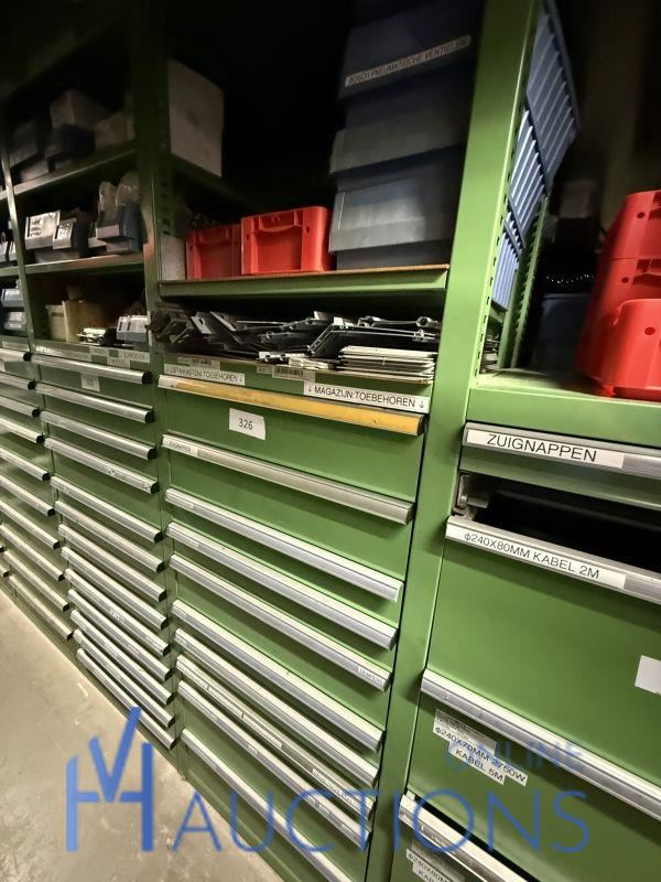 Partij montage-, afdichtings- en vacuümtoebehoren – kavel bij VH Auctions, Belgium