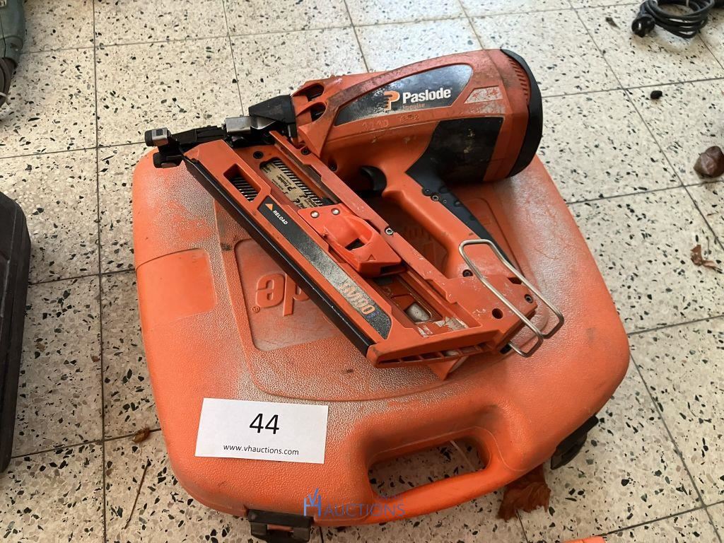 Nagelindrijver PASLODE IM90I – kavel bij VH Auctions, Belgium