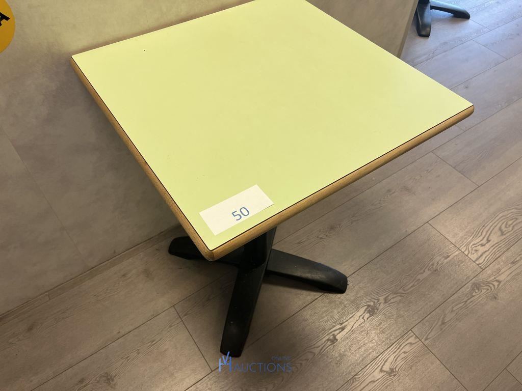 2 formica horecatafels – kavel bij VH Auctions, Belgium