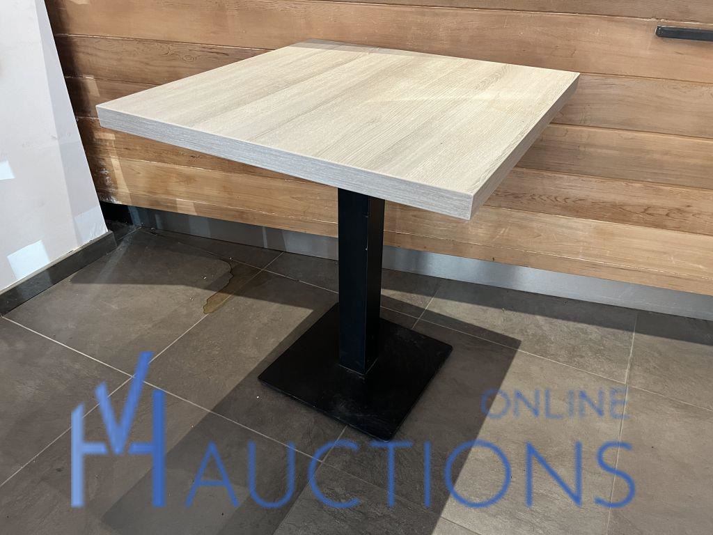 4 tafels – kavel bij VH Auctions