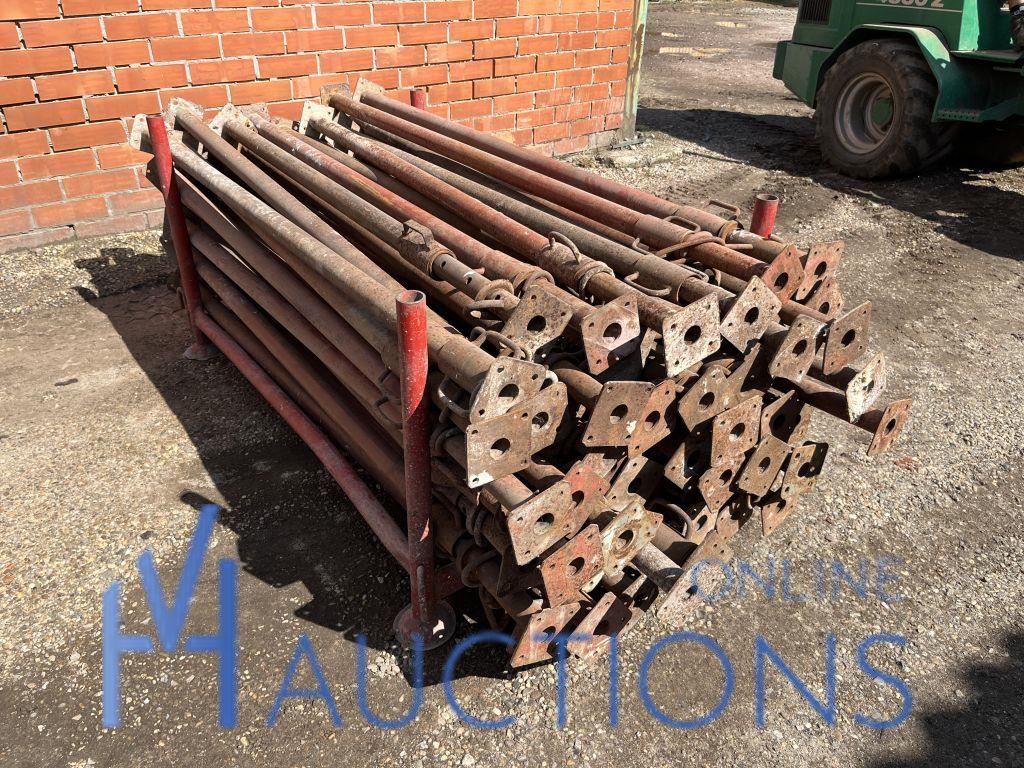plm 60 bouwschoren - 180 cm – kavel bij VH Auctions, Belgium