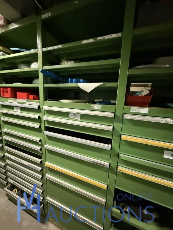 Partij verdeelblokken, koppelingen en industriële slangen – kavel bij VH Auctions, Belgium