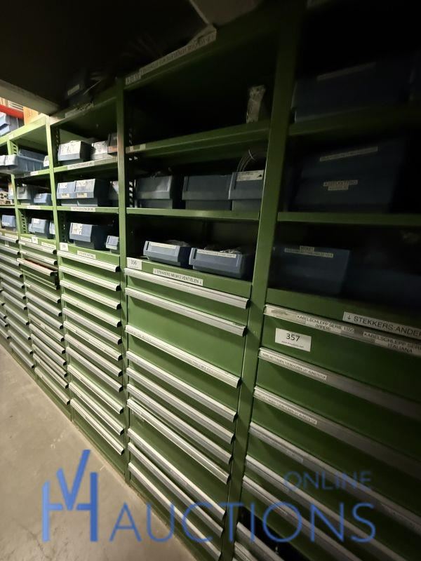 Partij industriële kabels en connectoren – kavel bij VH Auctions, Belgium