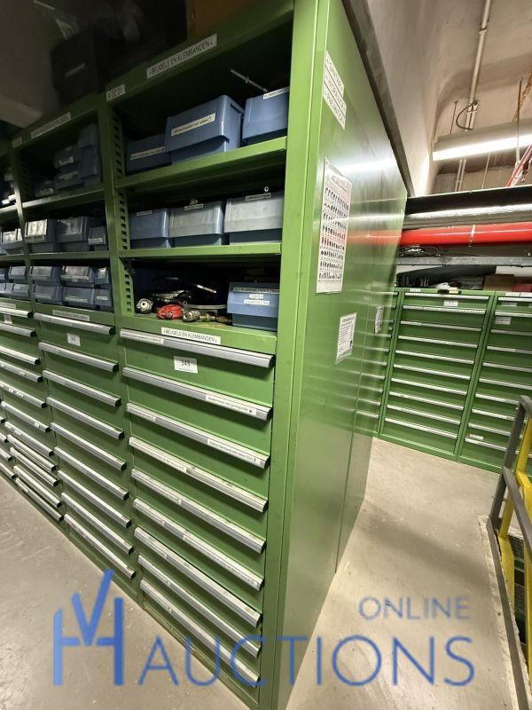 Partij beugels en klembanden – kavel bij VH Auctions, Belgium