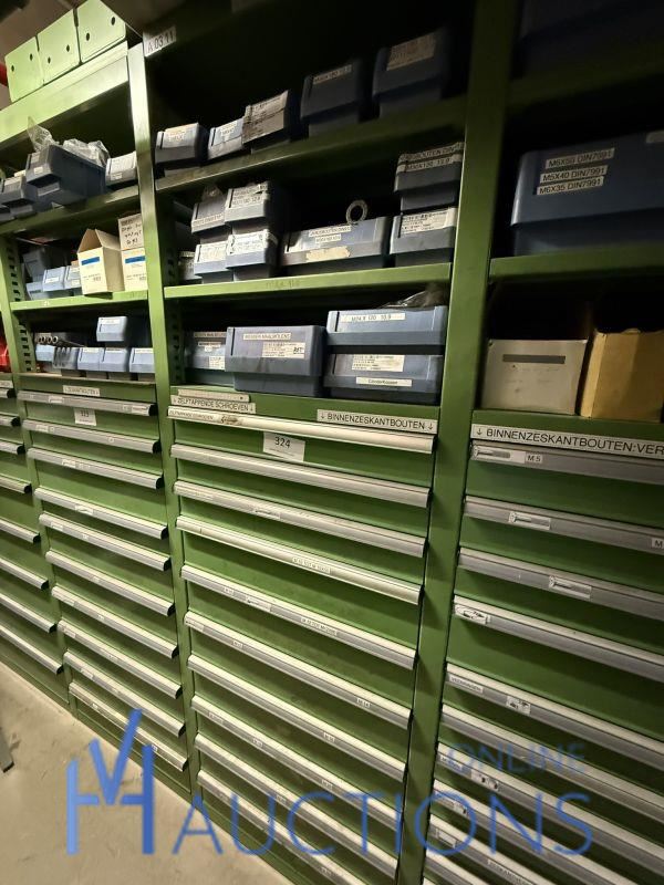 Grote partij metrische en zelftappende schroeven – kavel bij VH Auctions, Belgium