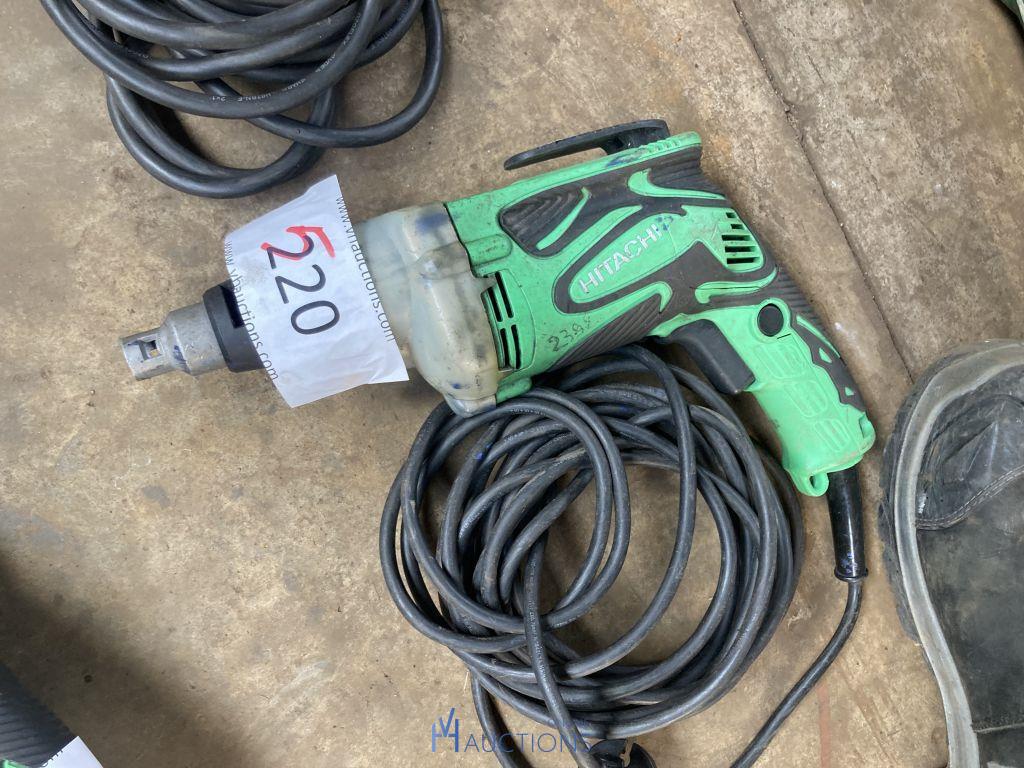 schroefmachine HITACHI